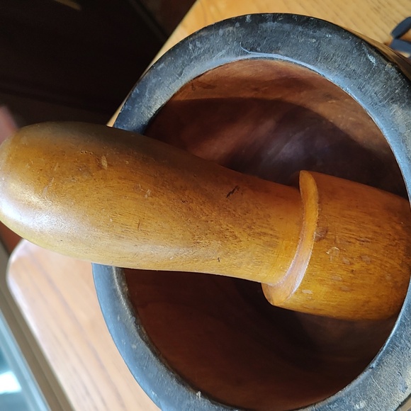 Wooden mortar extra large, hand carved. - Picture 4 of 8